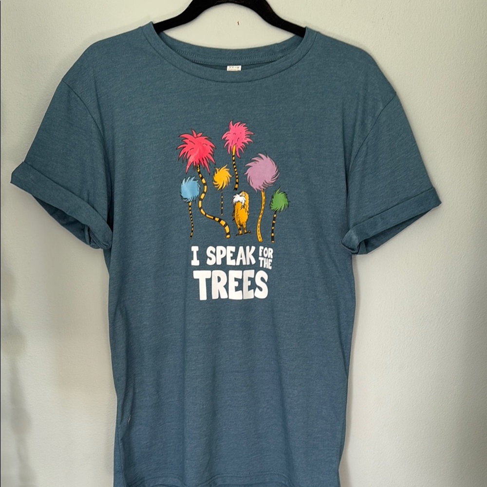 Environmentalist teal unisex Graphic T-Shirt, new, never worn!